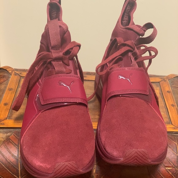 Puma - Picture 3 of 3